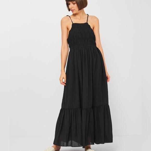 Zara Black Ruffled Voluminous Textured  Midi Dress With Tie Straps - Picture 1 of 3